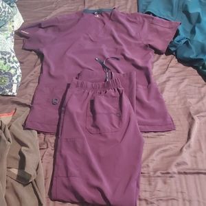 Carhart stretch scrub set